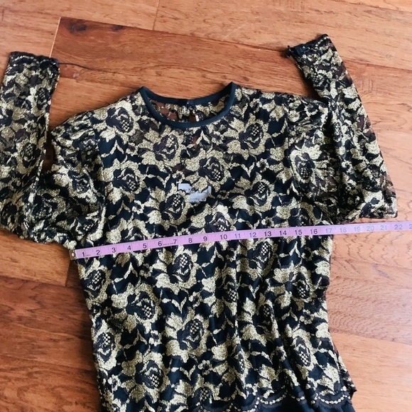 In the Moon Black and Gold Special‎ Event Dress size 8 - Picture 12 of 16